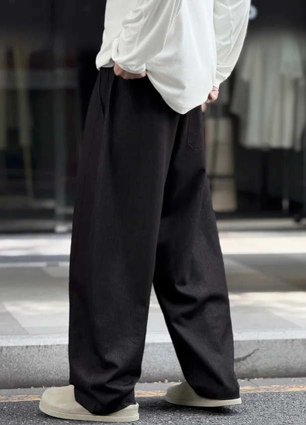 PANTALONES ANCHOS PLACED BY GUIDEON EN NEGRO DESGASTADO