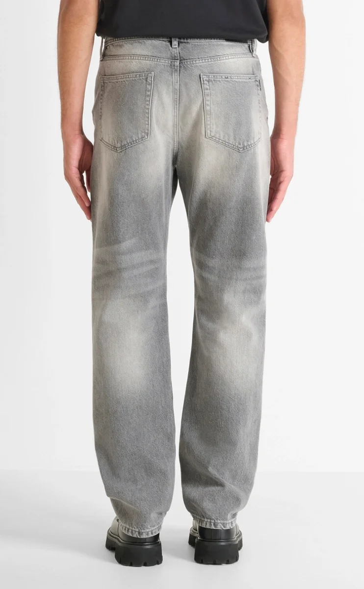 VAQUEROS MORATO FLARED STRAIGHT FIT «BRAD» EN DENIM NEGRO