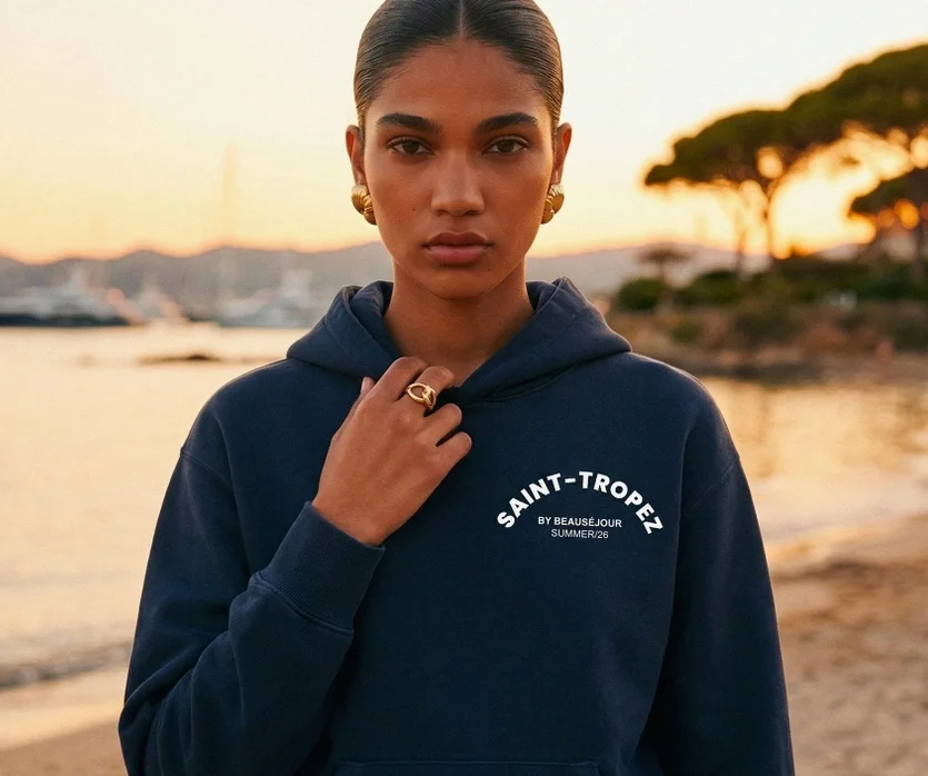 Sudadera con capucha azul marino Saint-Tropez Beauséjour París AZUL