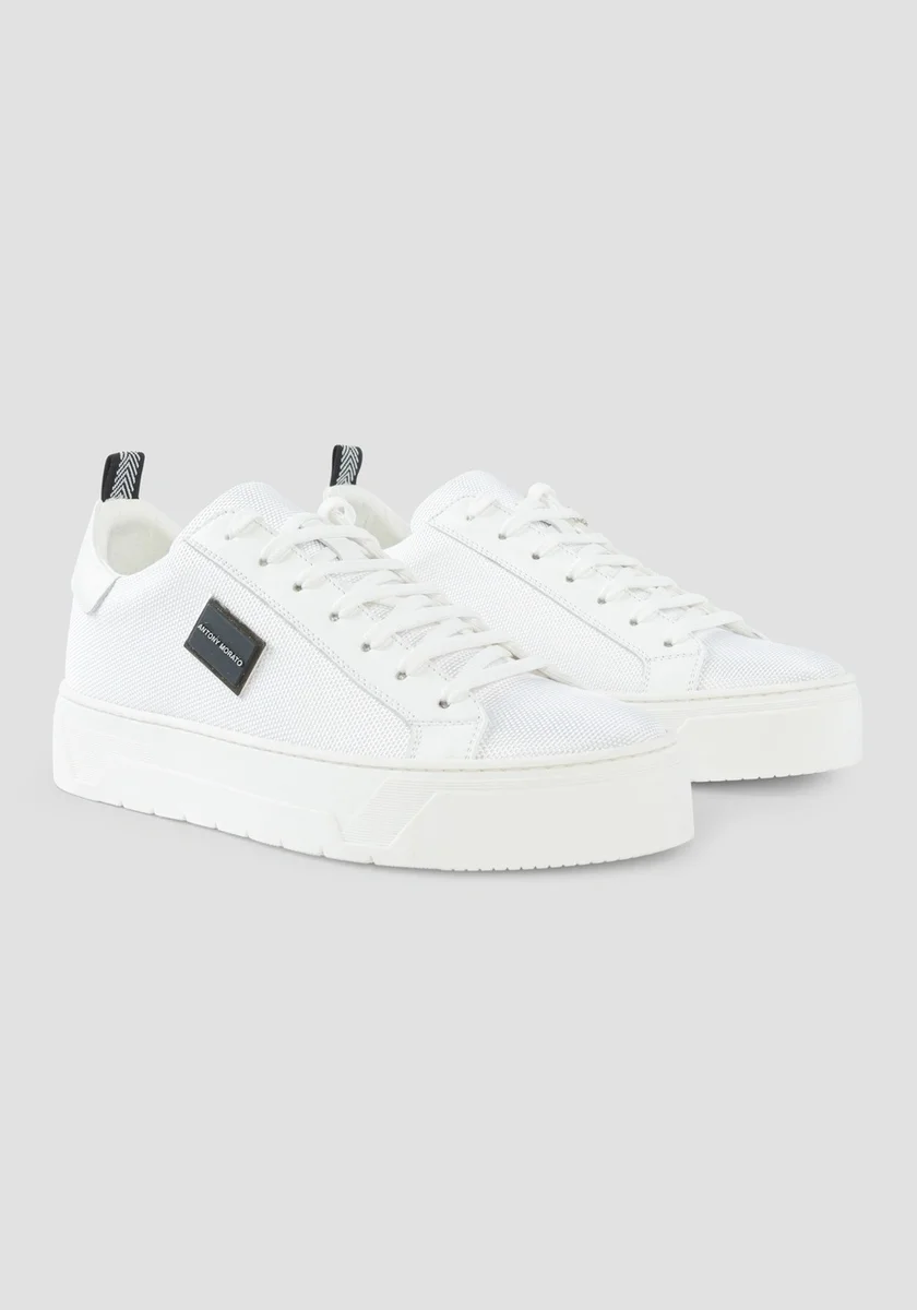ZAPATILLAS BAJAS «METAL BOLD» CON DETALLES DE PIEL