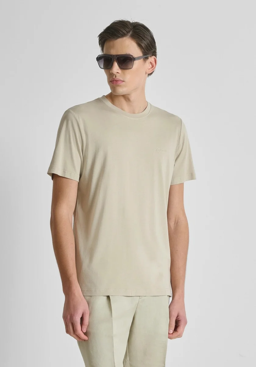 Camiseta Morato regular fitde mezcla de algodon y viscosa con logo engomado
