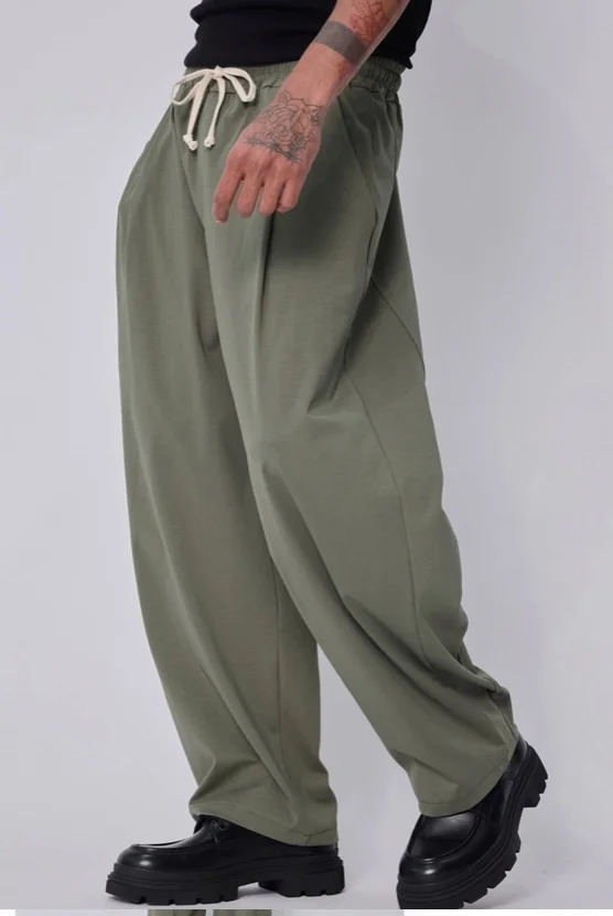 PANTALON ANCHO FRILIVIN PARIS CON PINZA COLOR VERDE