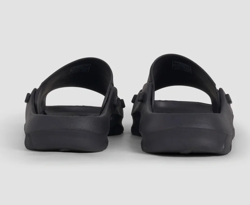 SANDALIAS MORATO «HOLBOR» DE GOMA NEGRAS