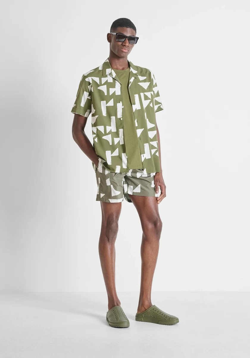 BAÑADOR MORATO REGULAR FIT CON ESTAMPADO GEOMETRICO VERDE 