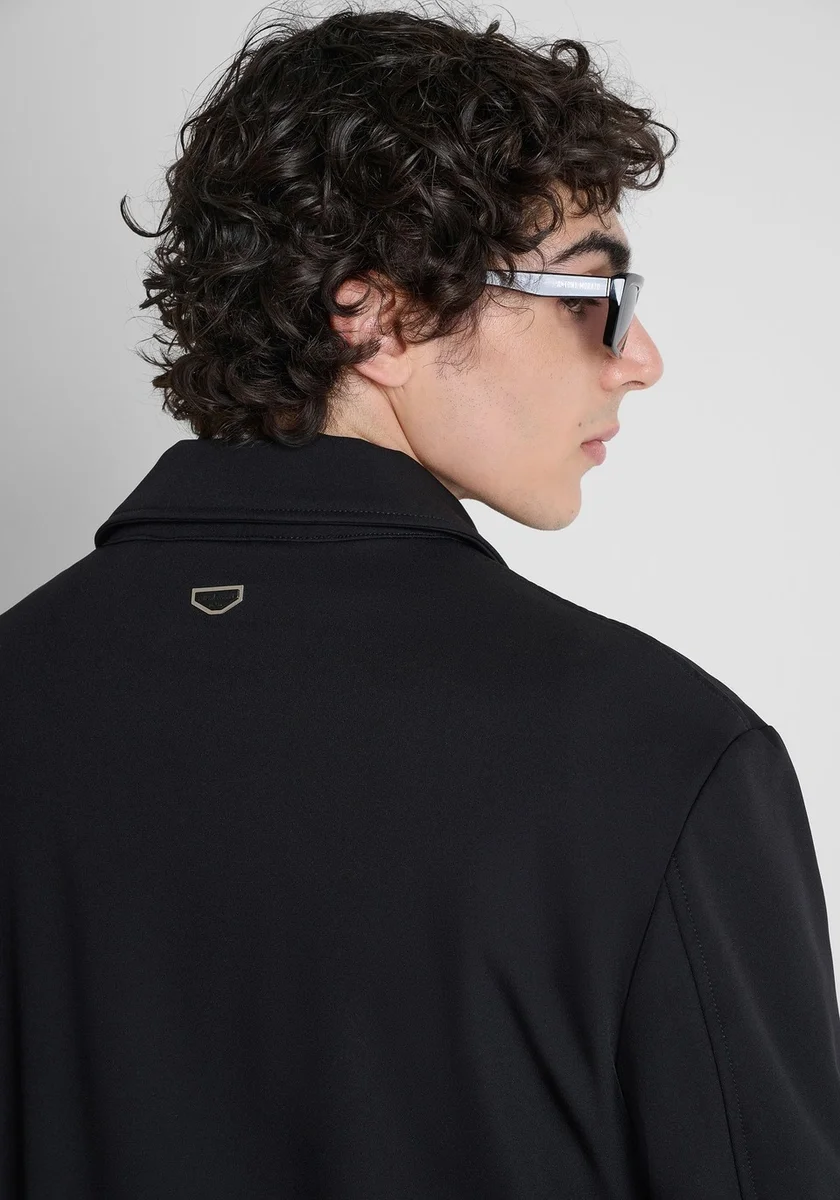 Chaqueta Morato regular fit en tejido compound elástico