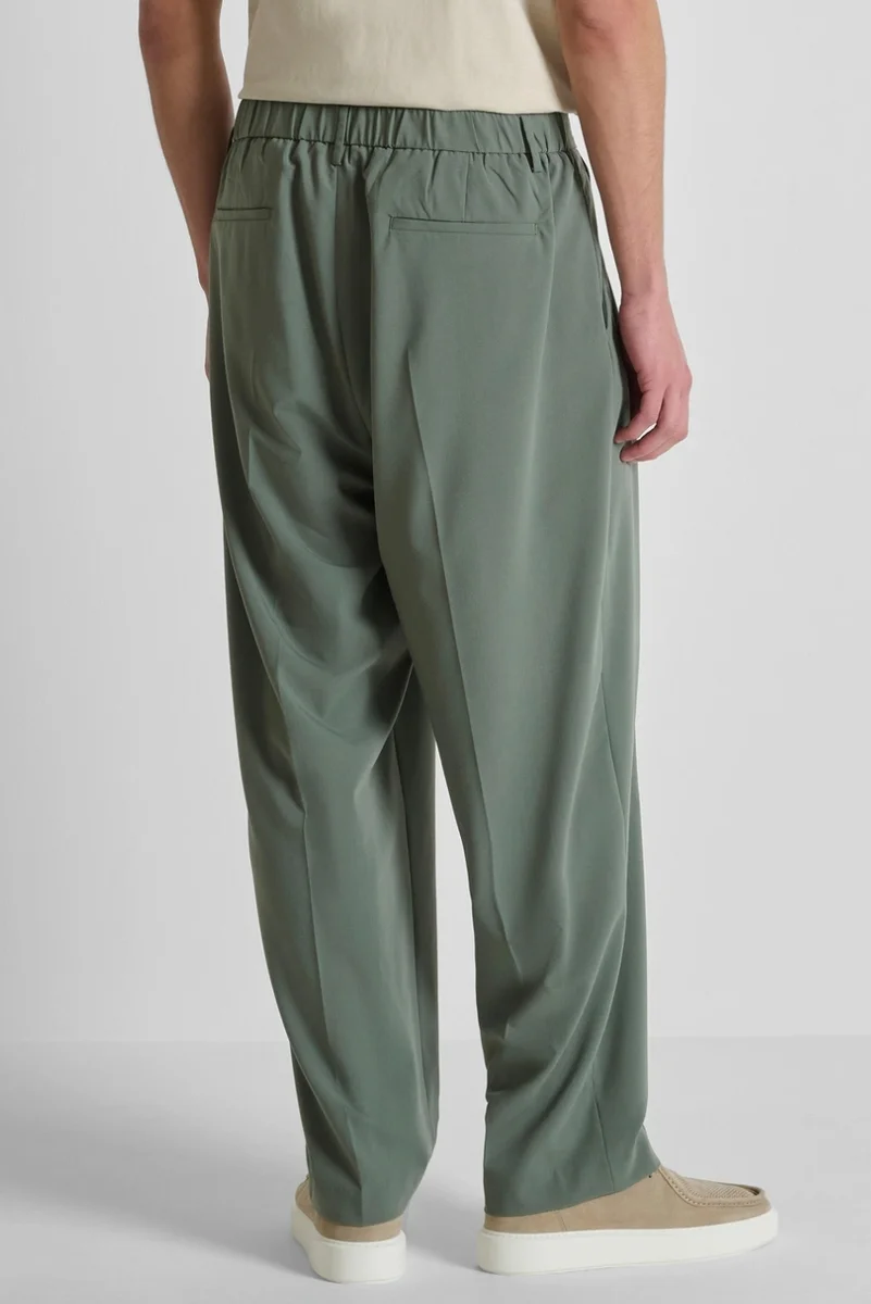 PANTALONES MORATO WIDE LEG FIT «LEON» DE MEZCLA DE VISCOSA ELÁSTICA VERDE