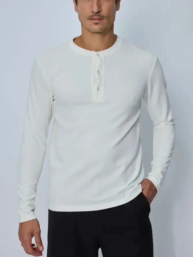 Camiseta Frilivin Pairs manga larga cuello tunecino blanca 
