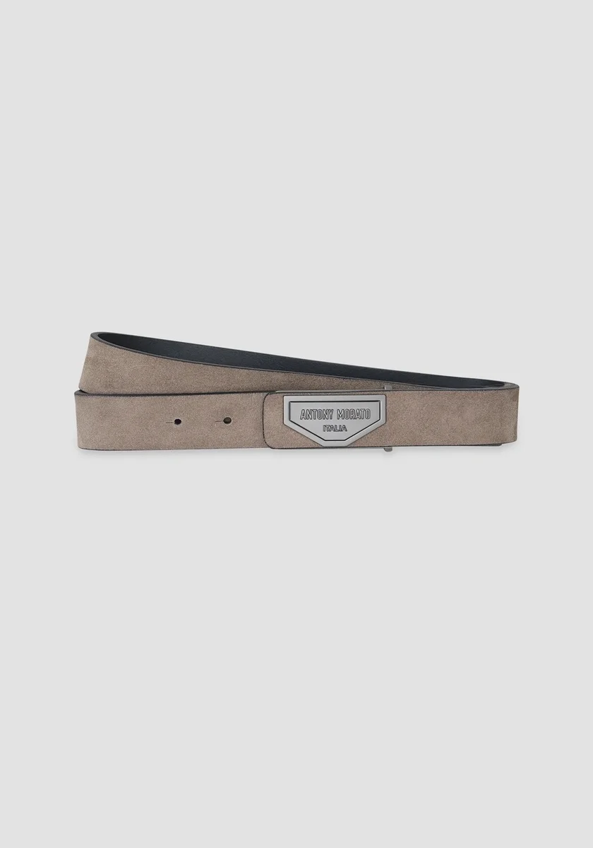 Cinturón Morato color camel oscuro h.30 en ante con hebilla de placa