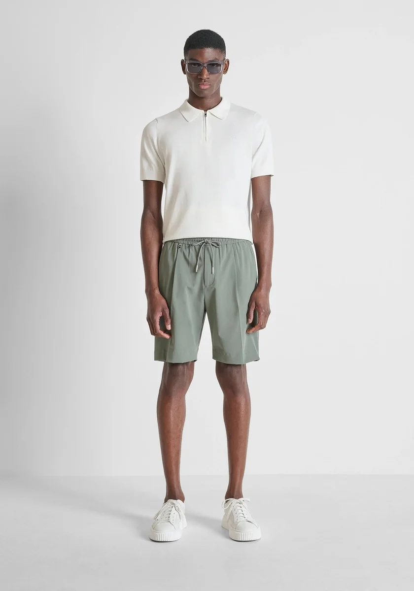 Pantalones cortos MORATO "NEIL" DE CORTE REGULAR EN MEZCLA VISCOSA ELÁSTICA