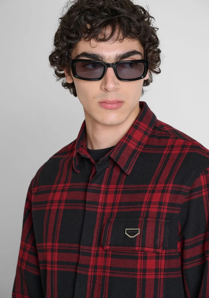 Camisa Morato "Montreal" negra relaxed fit en sarga de algodón de cuadros con logo en placa metálica